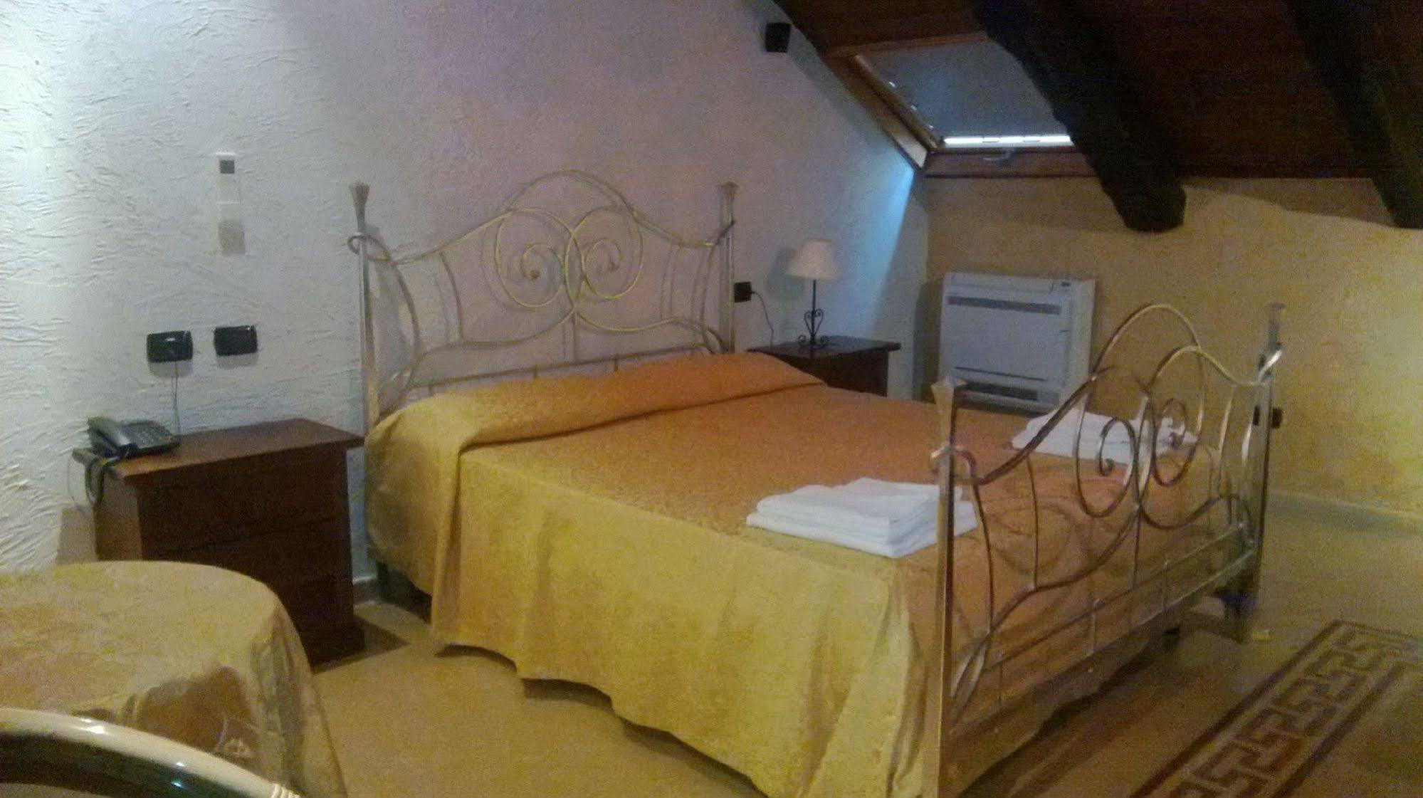 Bed and Breakfast Residenza Il Duomo Tropea Zewnętrze zdjęcie